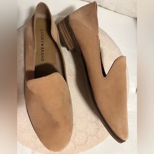 Lucky 🍀 Brand 🔥 Suede Loafers woman’s 9.5